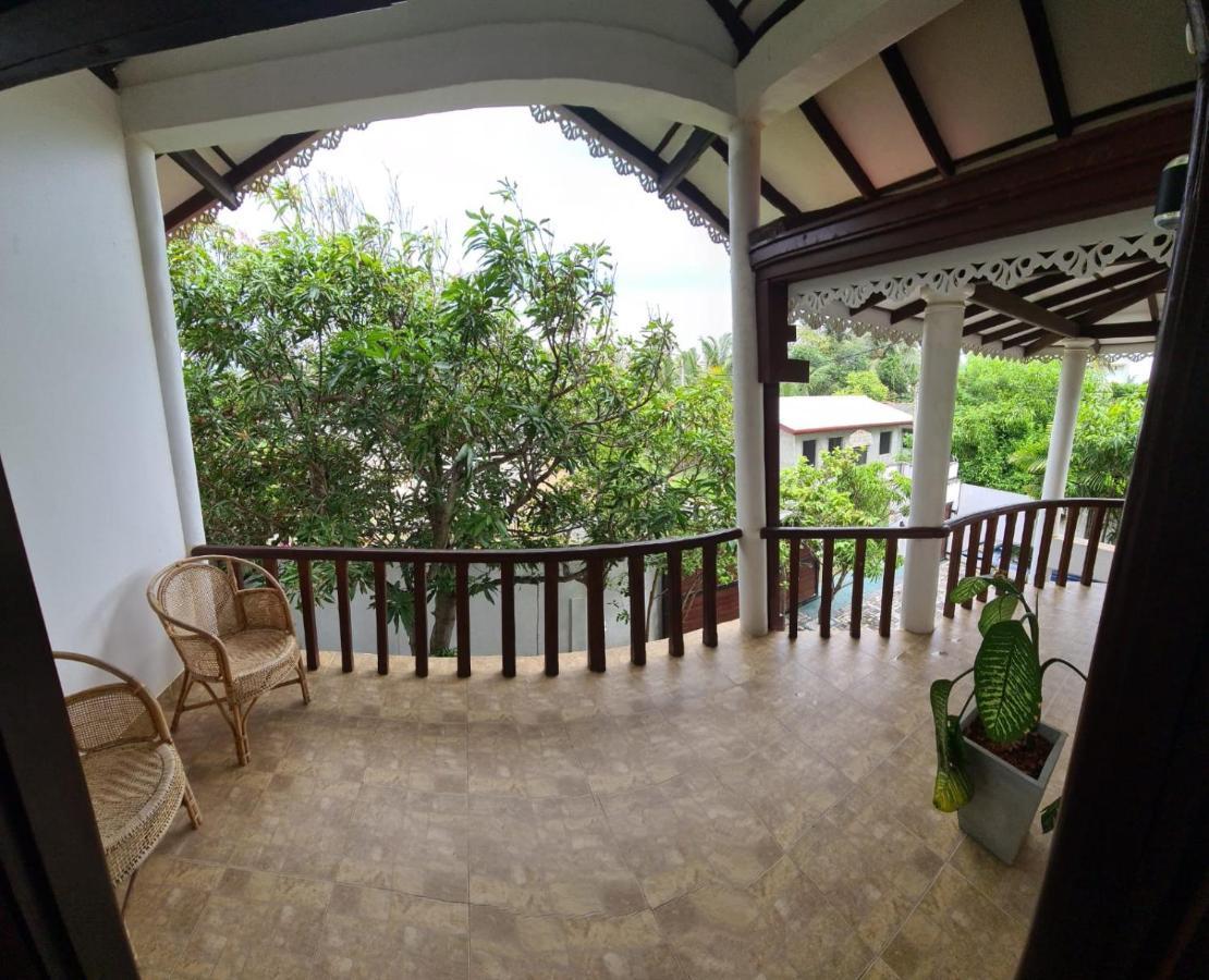 Ja-Elas French Touch Bed & Breakfast Bagian luar foto
